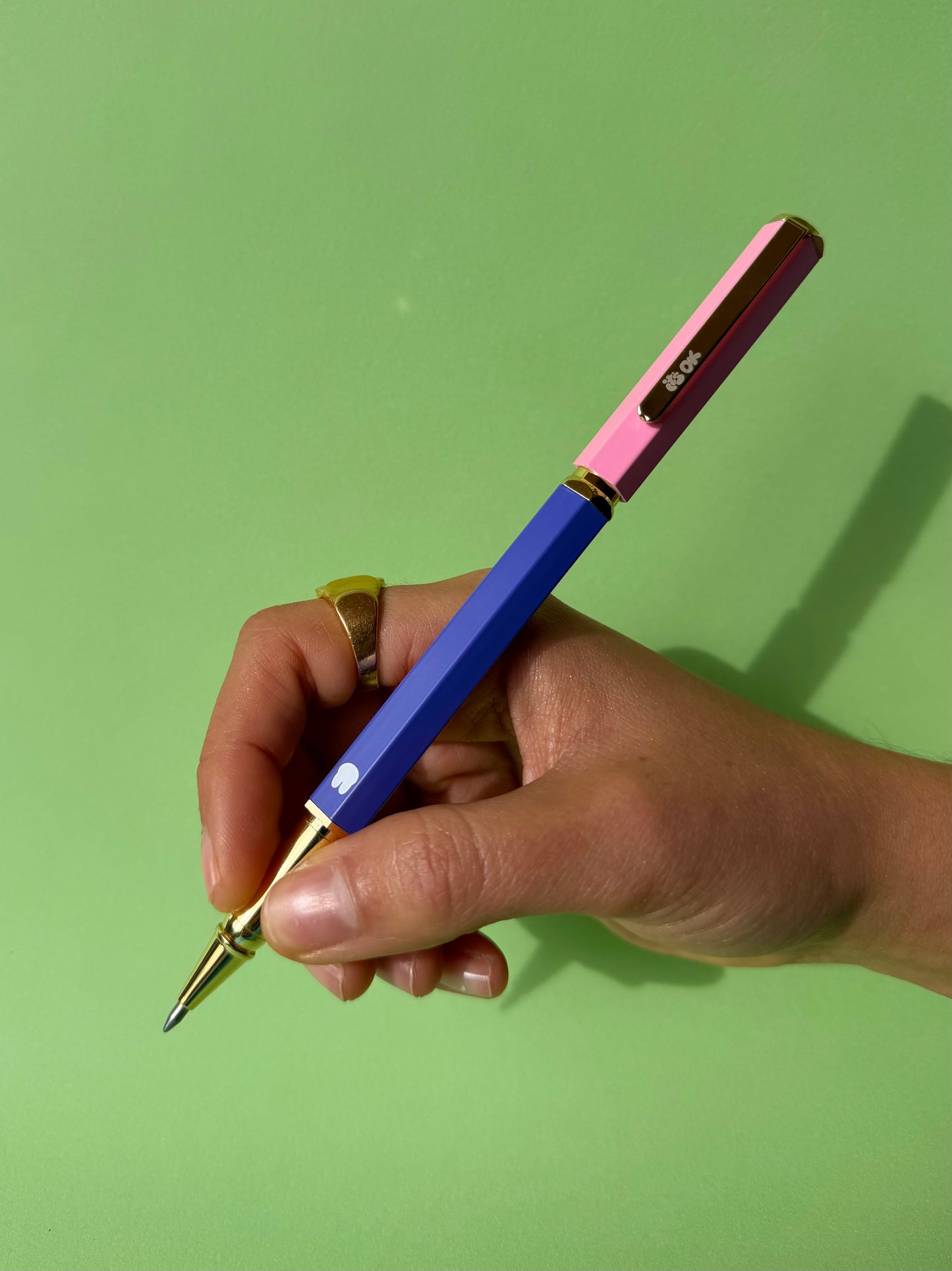 Bolígrafo Gen II | Exterior azul y rosa