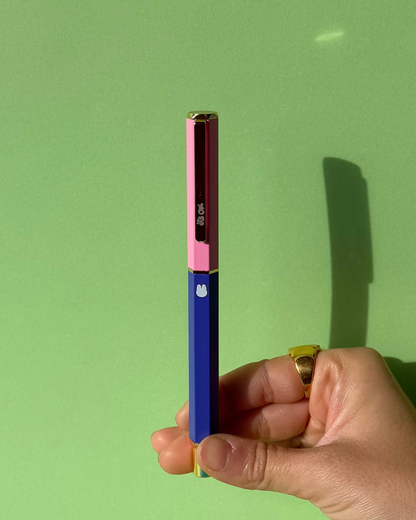 Bolígrafo Gen II | Exterior azul y rosa